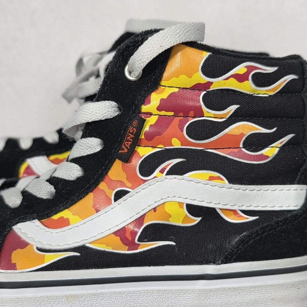 VANS Filmore Hi Flame Camo Sneakers Size 4 Youth